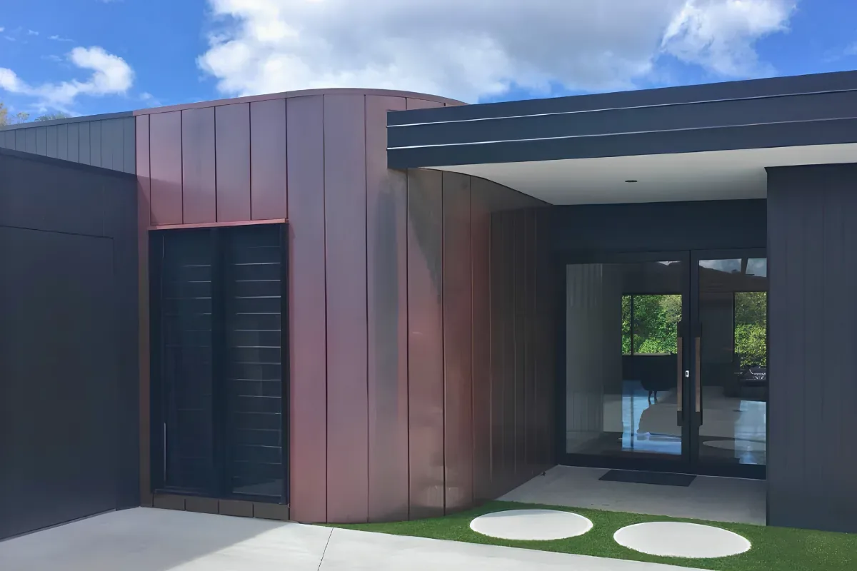Broadbeach Waters — Residence — Copper Curved Standing Seam by Euroclad — Broadbeach Waters, QLD