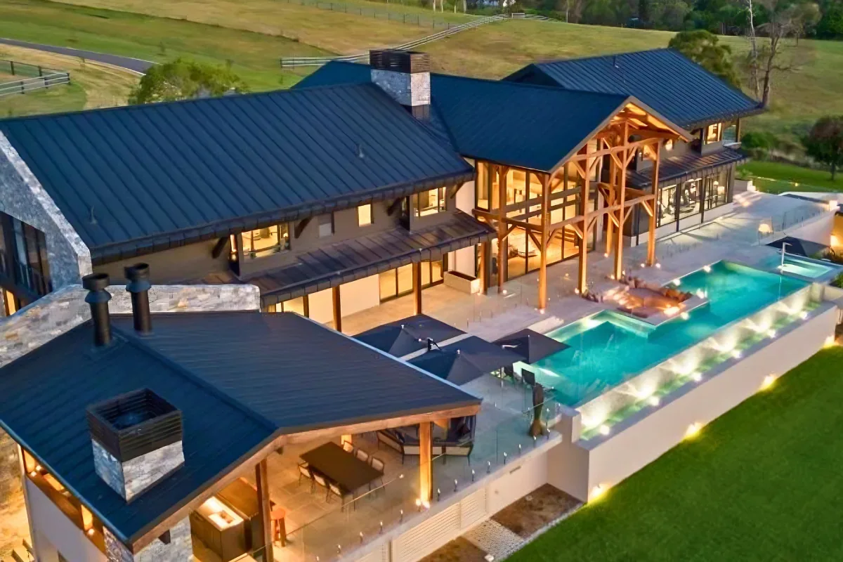 Maudsland — Barn Estate — Aluminium Standing Seam by Euroclad — Maudsland, QLD