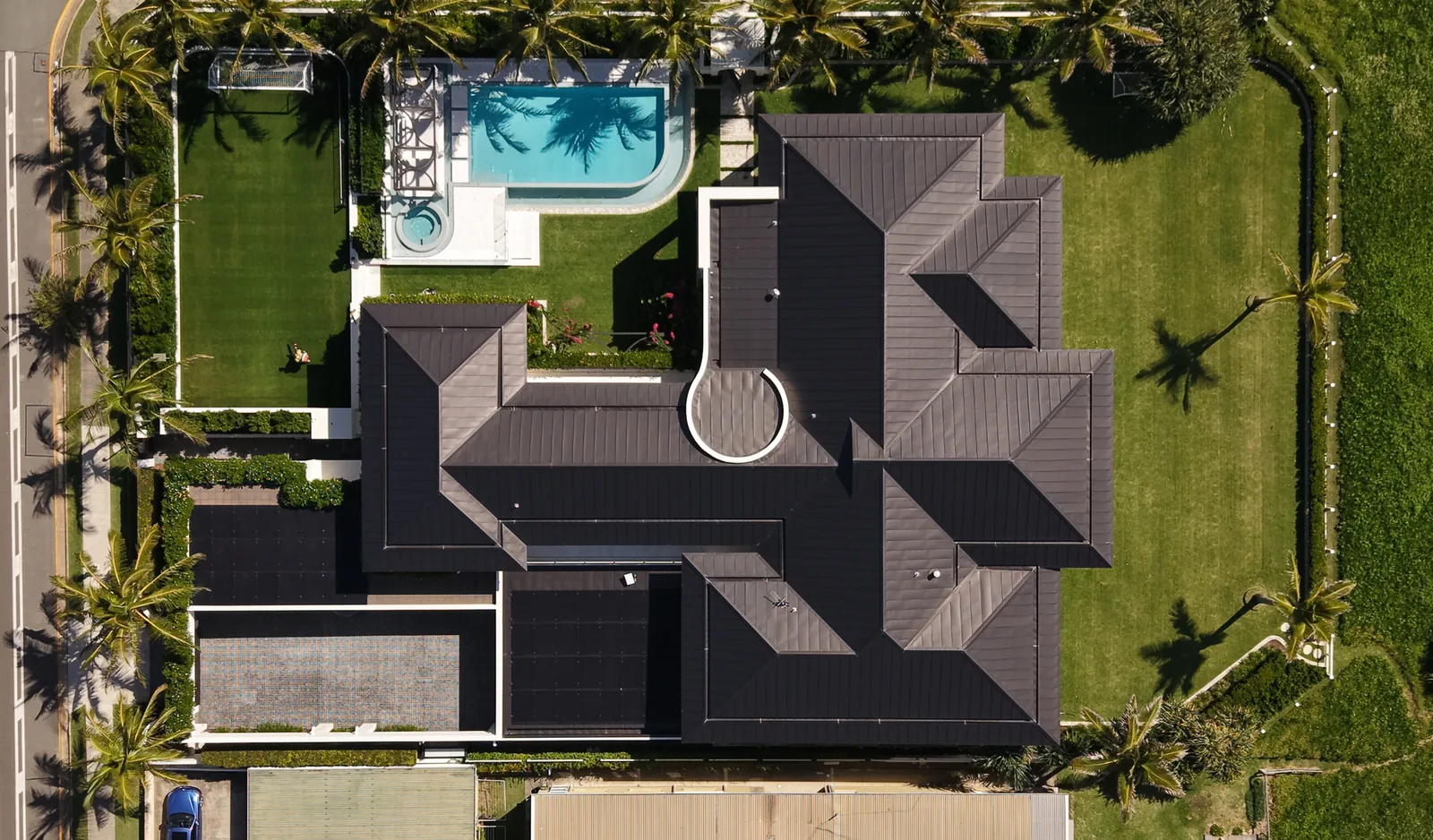 Mermaid Beach Heron Ave — aluminium standing seam over the coastline by Euroclad