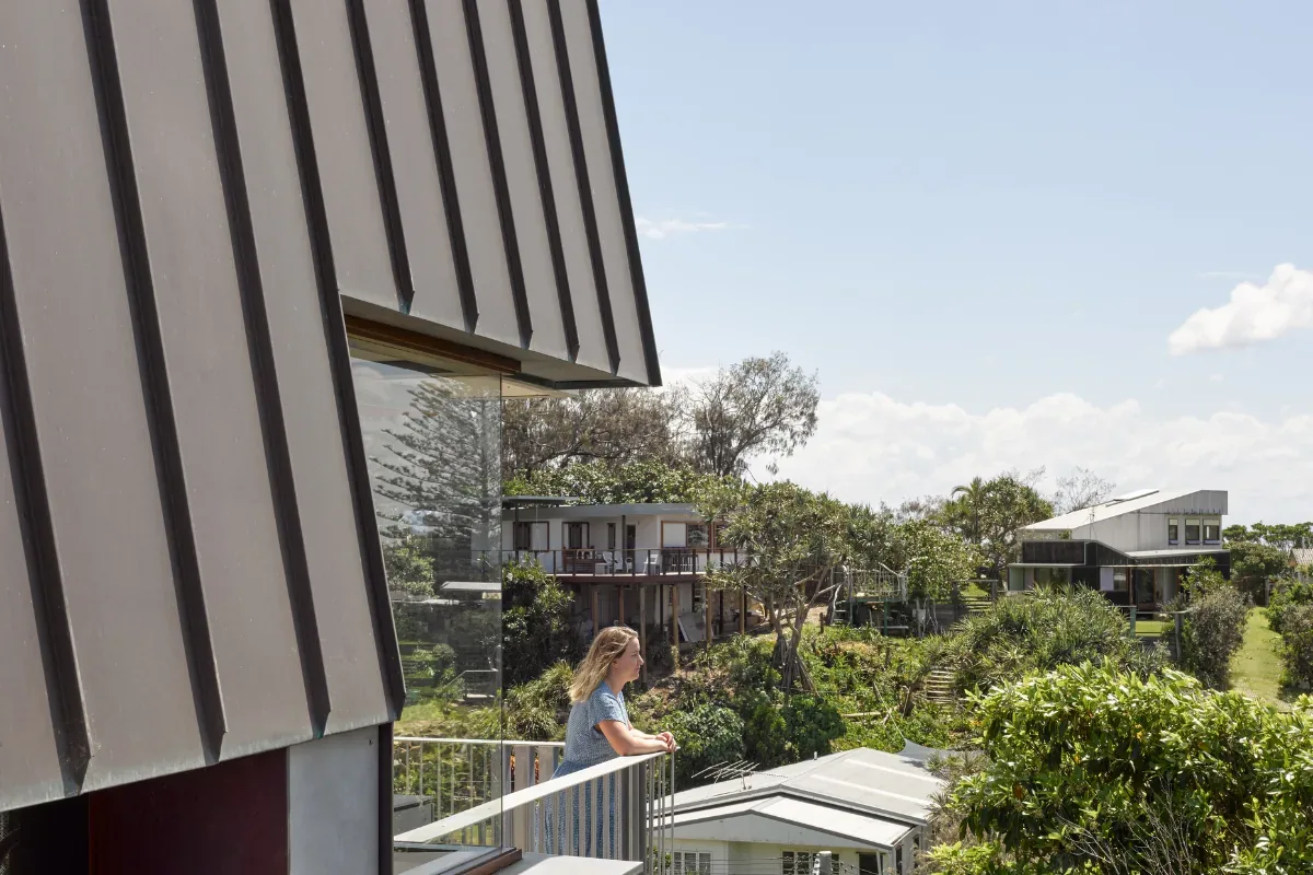 North Stradbroke — Beach House — Copper Standing Seam by Euroclad — North Stradbroke Island, QLD