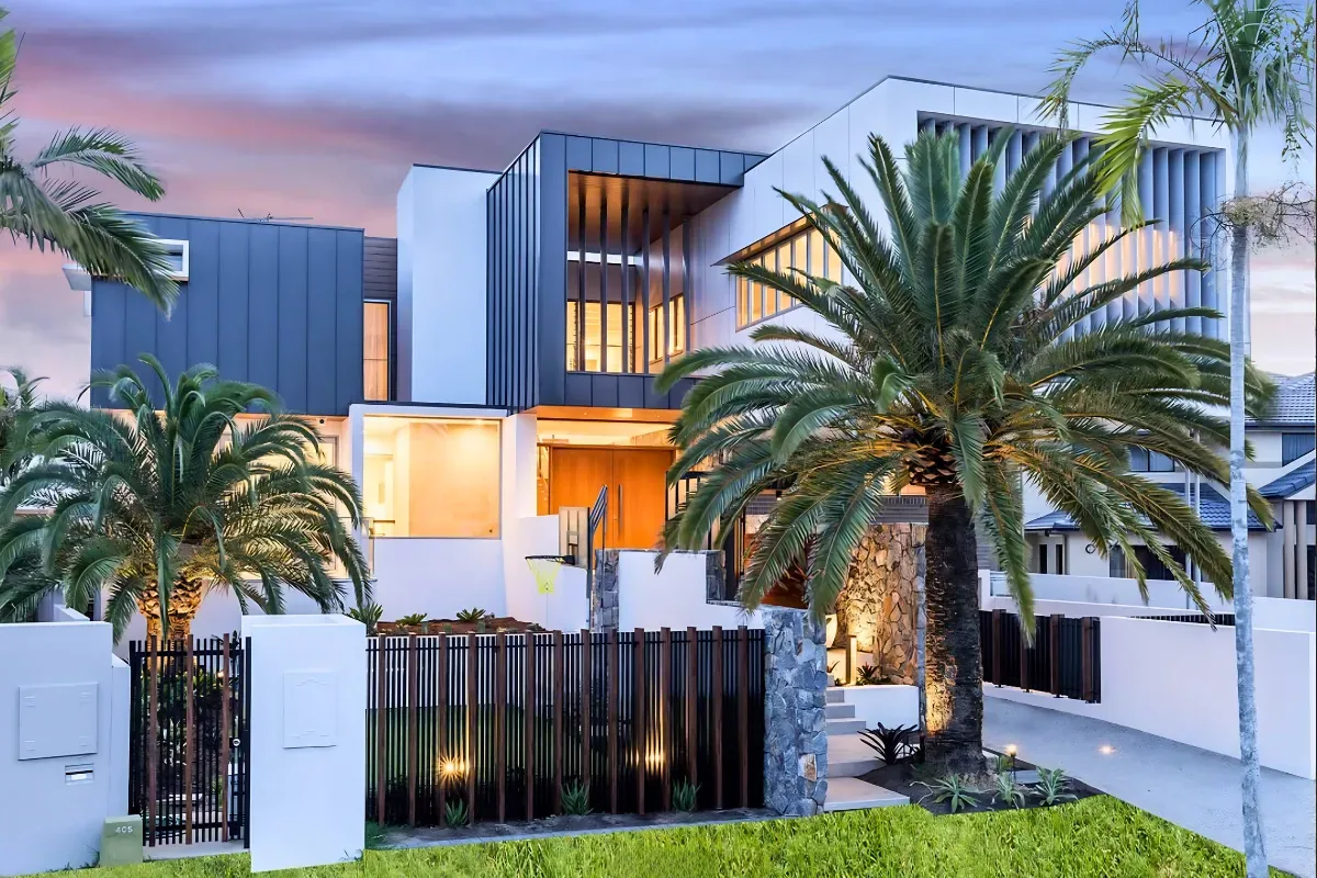 Raby Bay — Waterfront Residence — Aluminium Standing Seam by Euroclad — Raby Bay, QLD