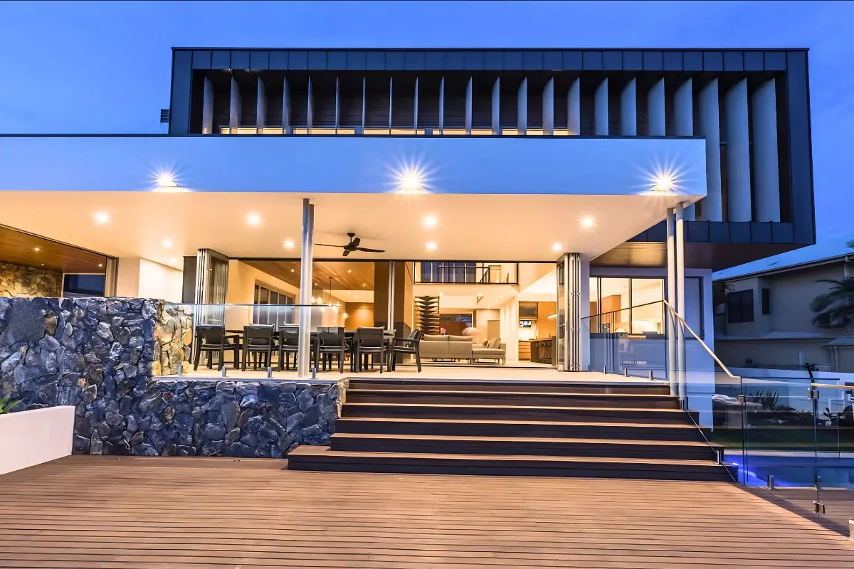 Raby Bay — Waterfront Residence — Aluminium Standing Seam by Euroclad — Raby Bay, QLD