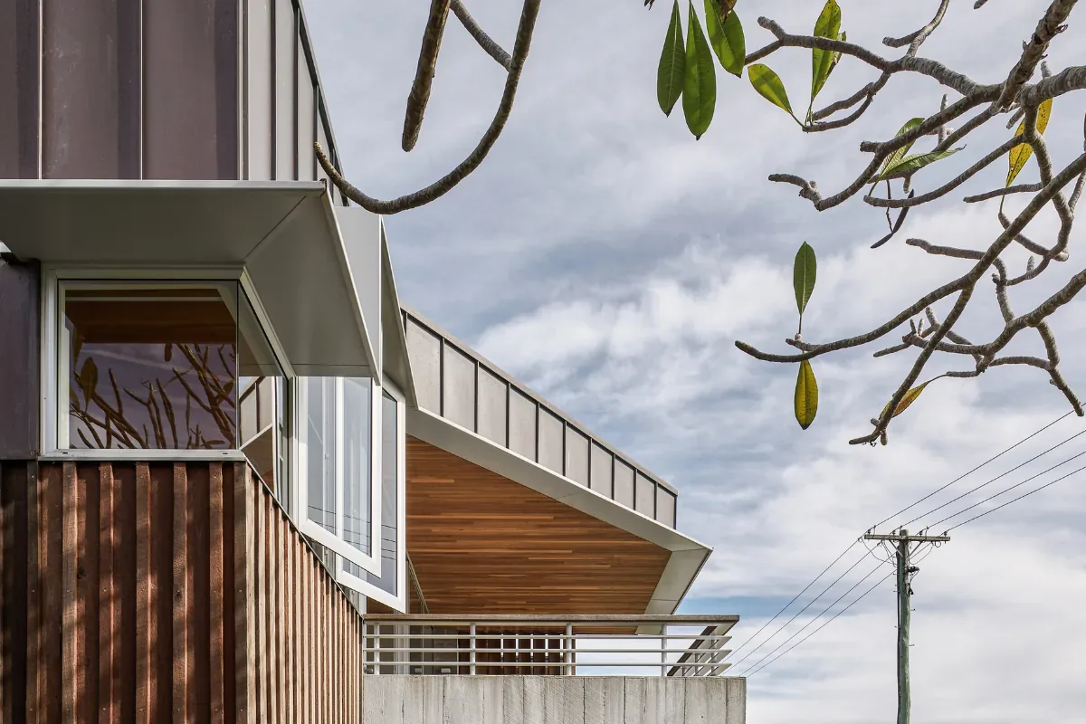 Woolgoolga — Beach House — Copper Standing Seam by Euroclad — Woolgoolga, NSW